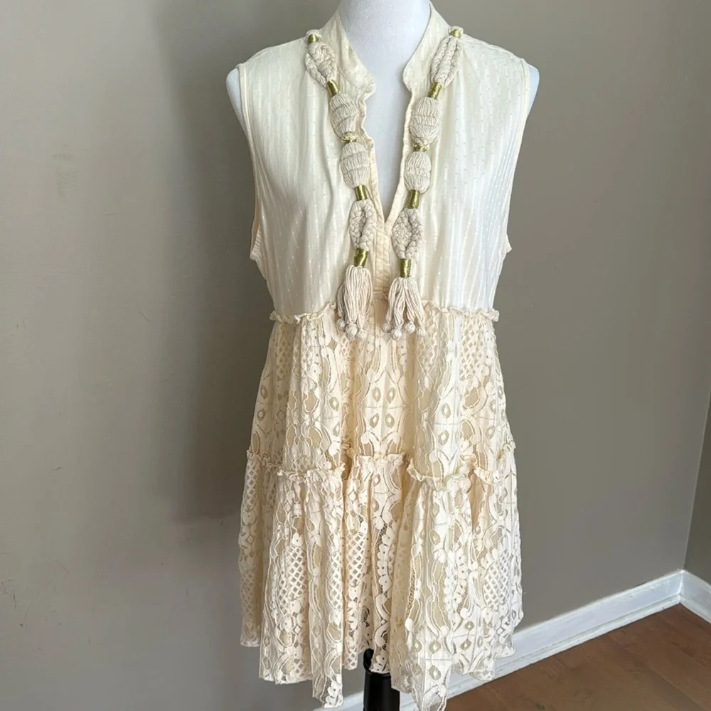 Lola Casademunt Bohemian Sleeveless V-Neck Lace Ivory‎ Cotton Mini Dress Size L